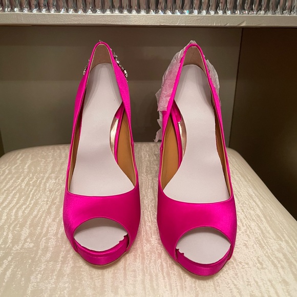 NWT Badgley Mischka ‘Kiara’ in Pink - Picture 4 of 13